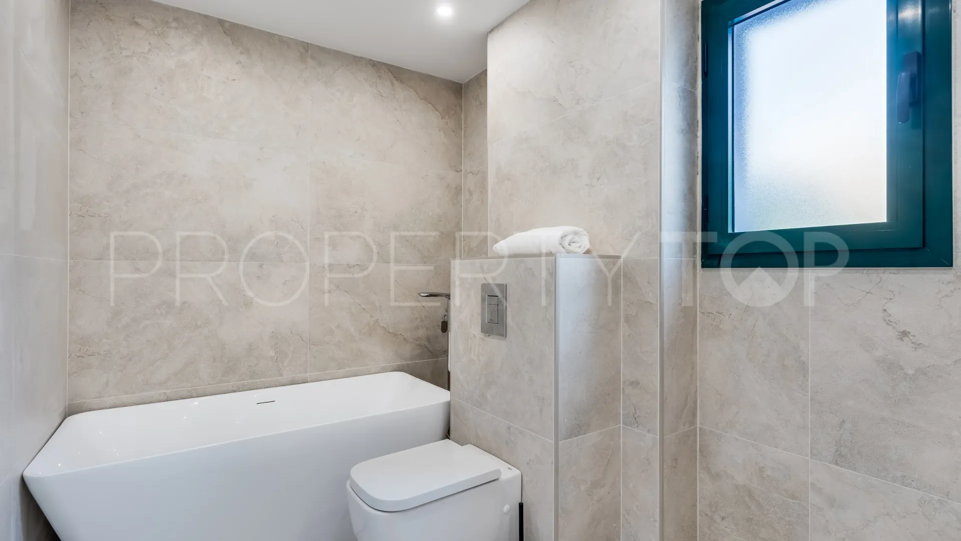 Apartment in Los Almendros I for sale