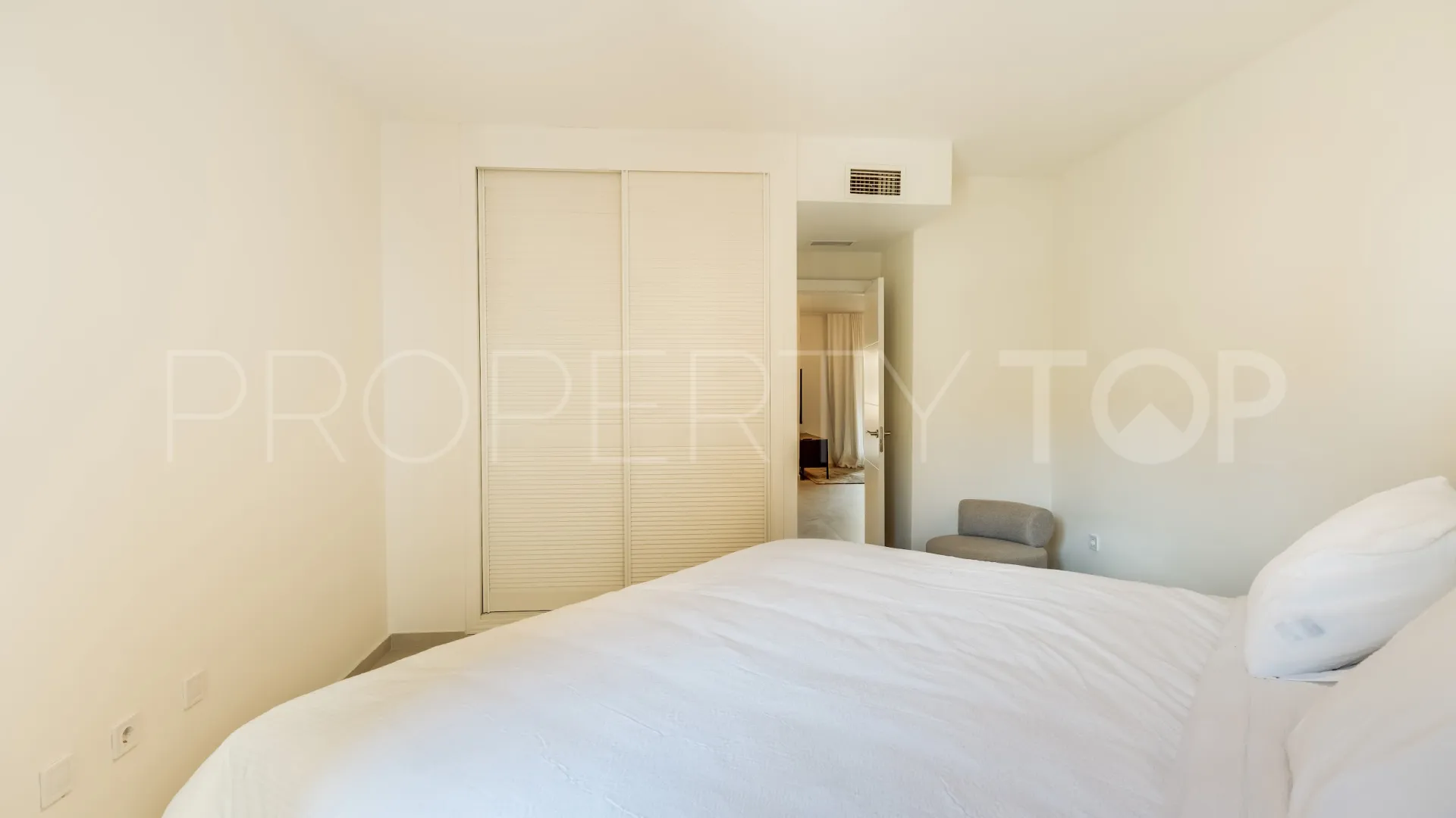Apartment in Los Almendros I for sale