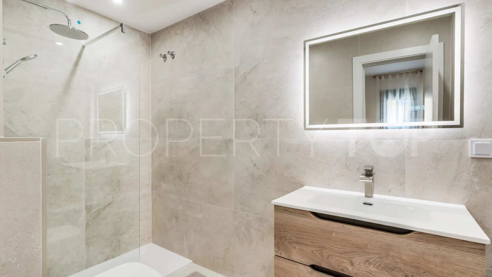 Apartment in Los Almendros I for sale