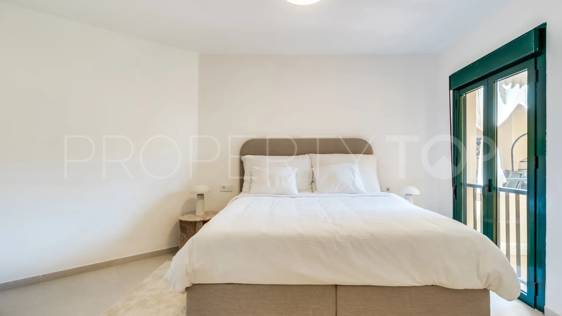 Apartment in Los Almendros I for sale