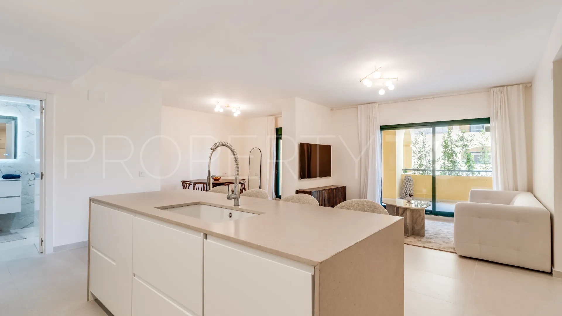 Apartment in Los Almendros I for sale
