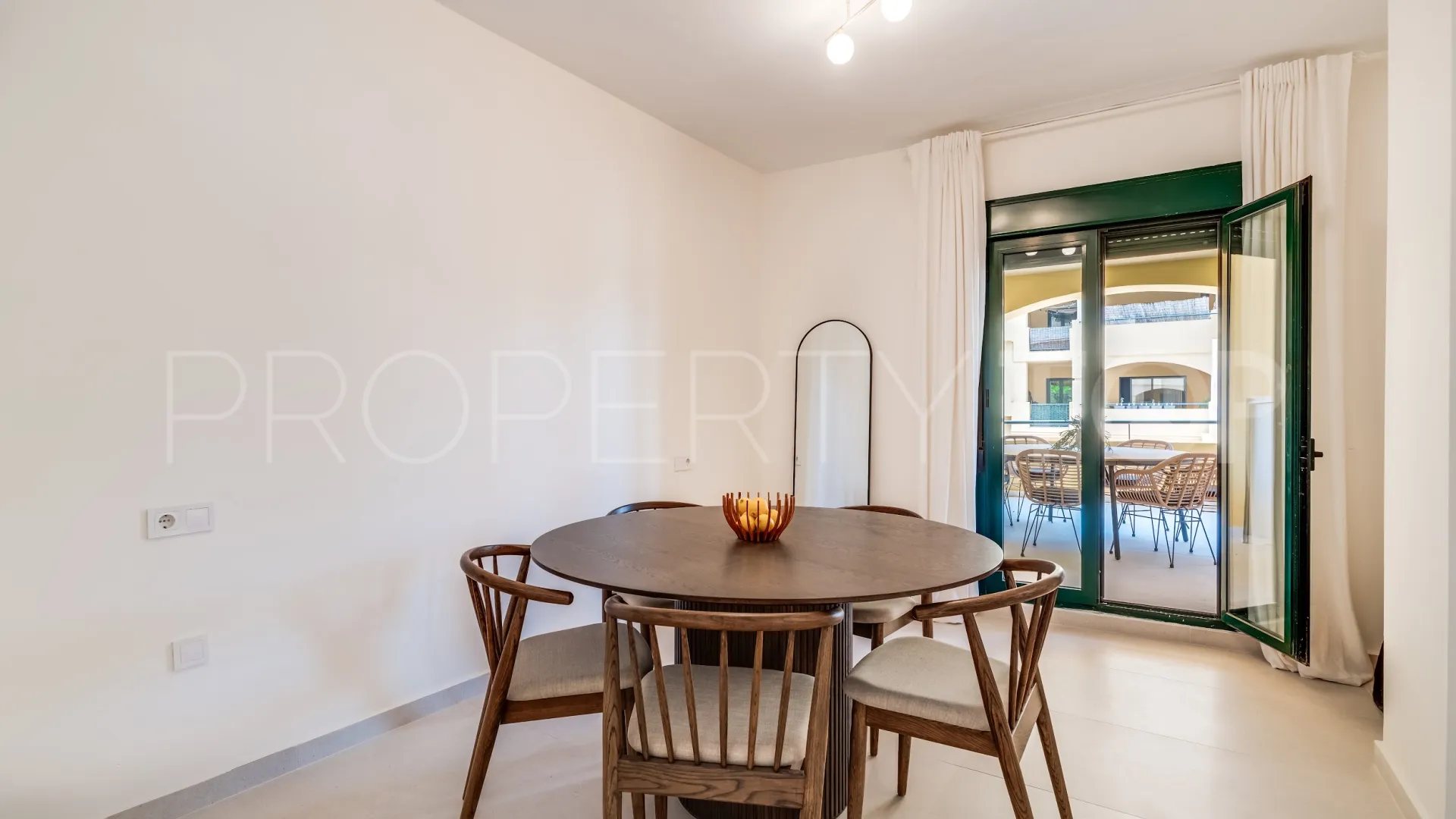 Apartment in Los Almendros I for sale