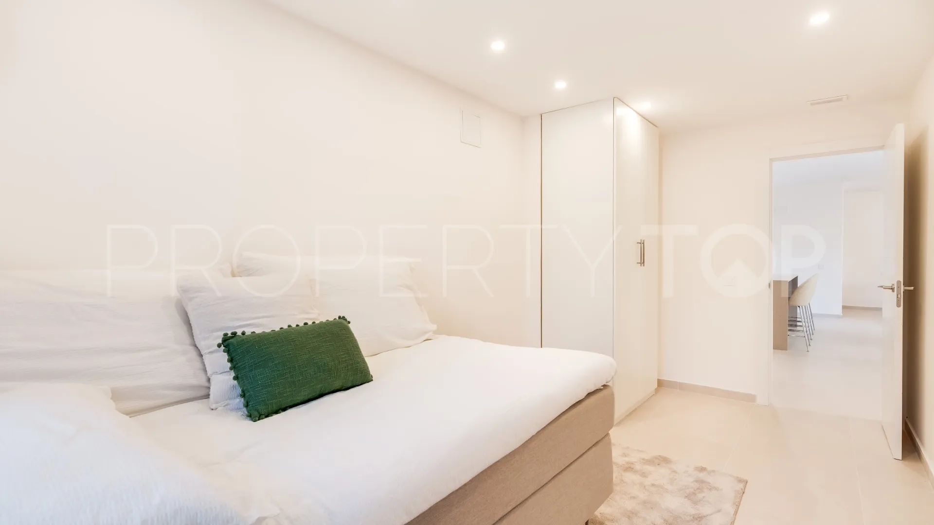 Apartment in Los Almendros I for sale