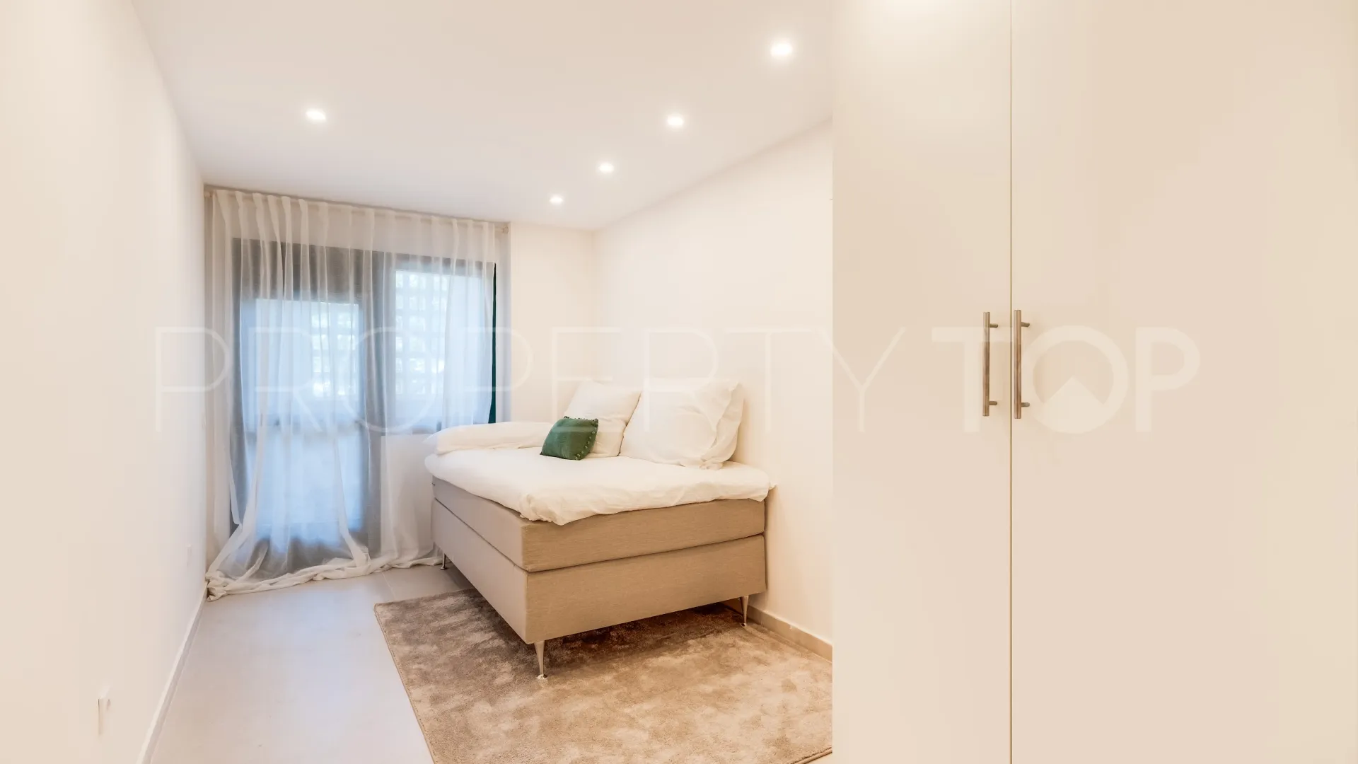Apartment in Los Almendros I for sale