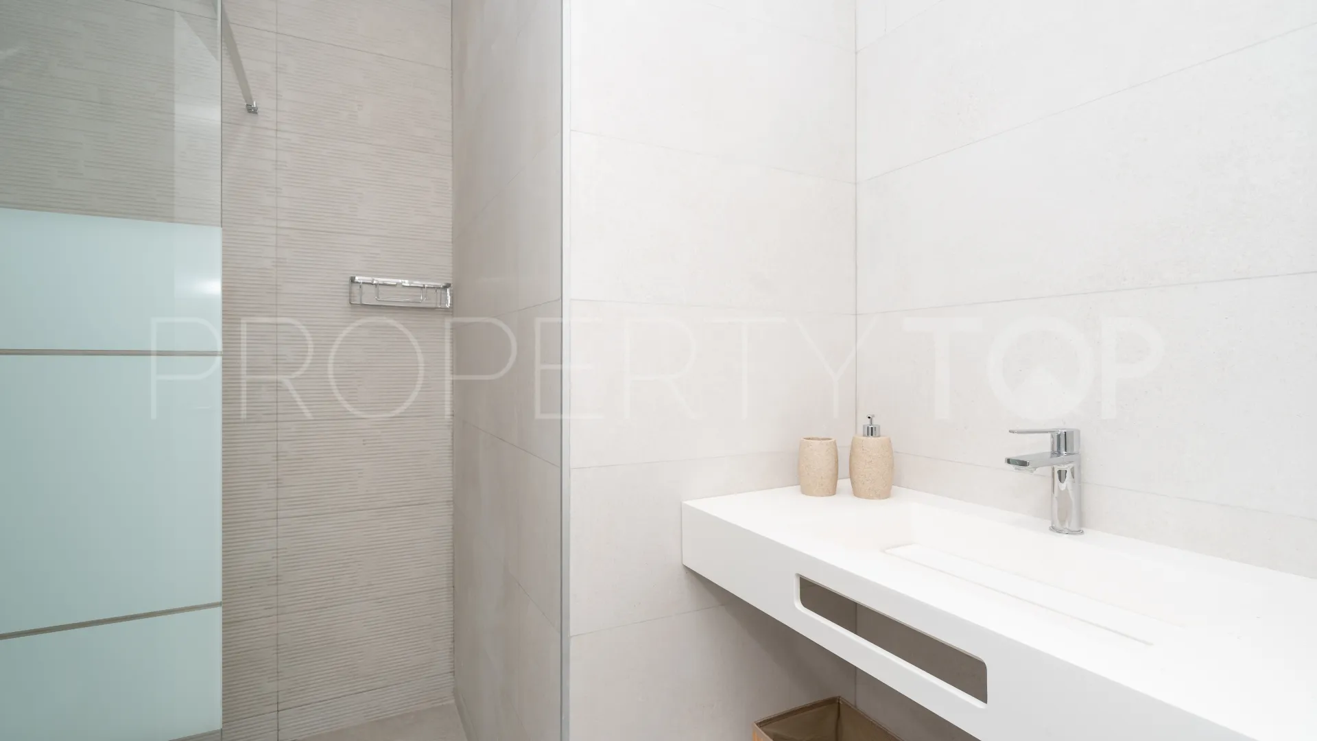 2 bedrooms apartment for sale in Estepona Town