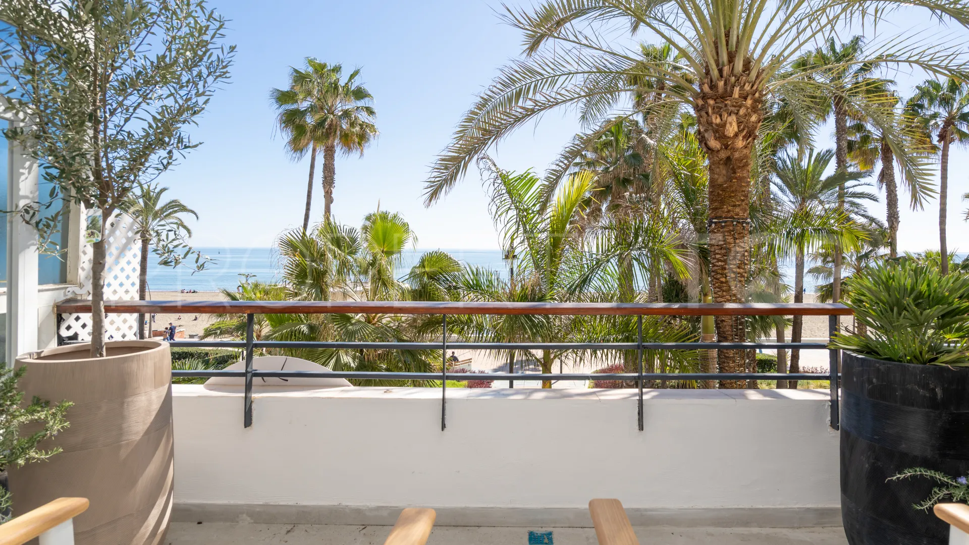 2 bedrooms apartment for sale in Estepona Town
