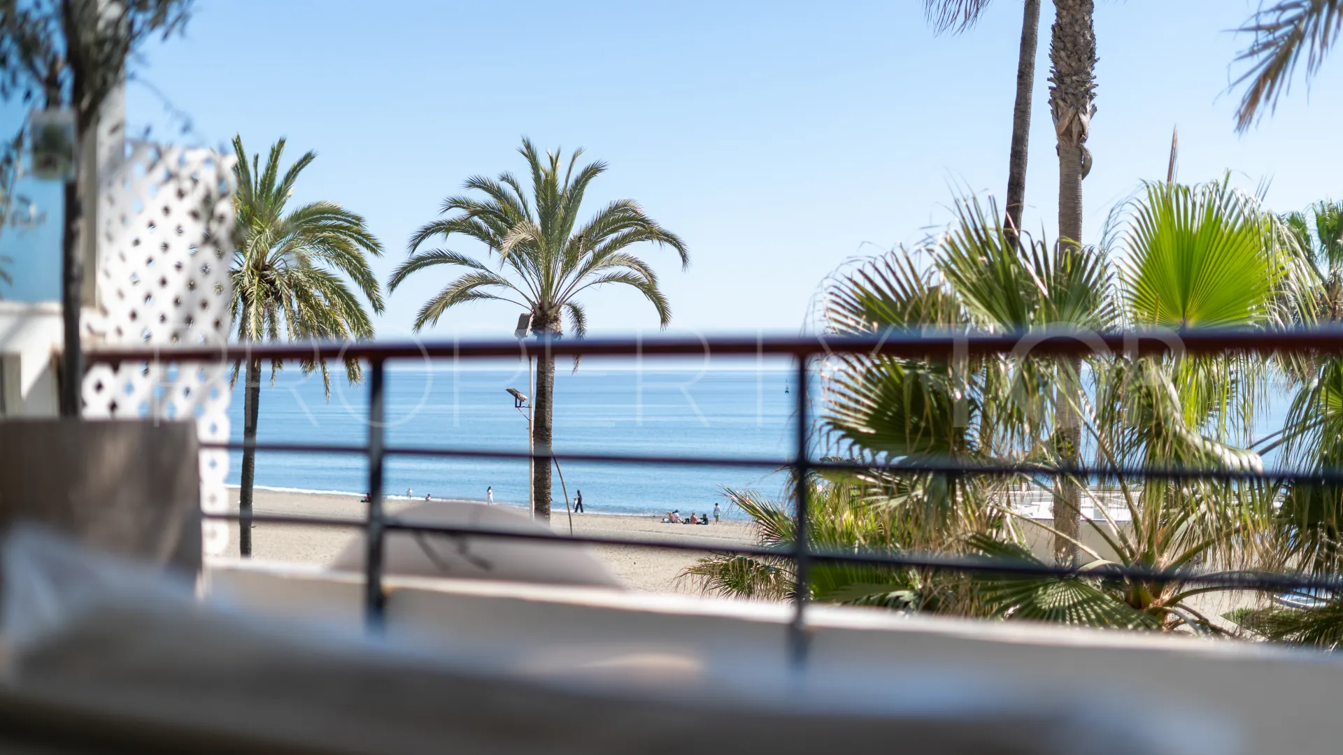 2 bedrooms apartment for sale in Estepona Town