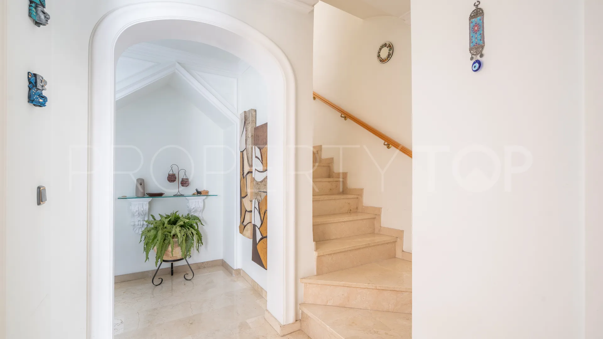 For sale town house in Estepona Town