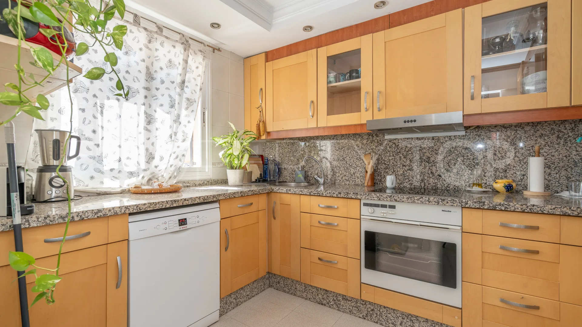For sale town house in Estepona Town