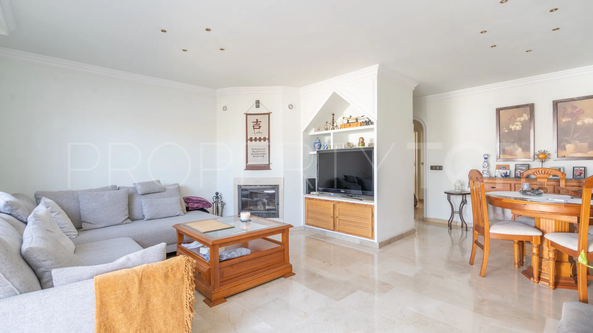 For sale town house in Estepona Town