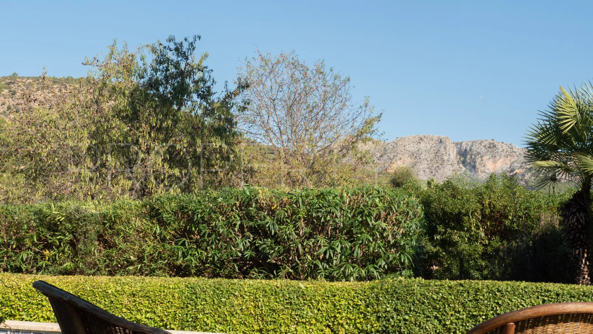 Se vende casa de campo de 4 dormitorios en Andratx