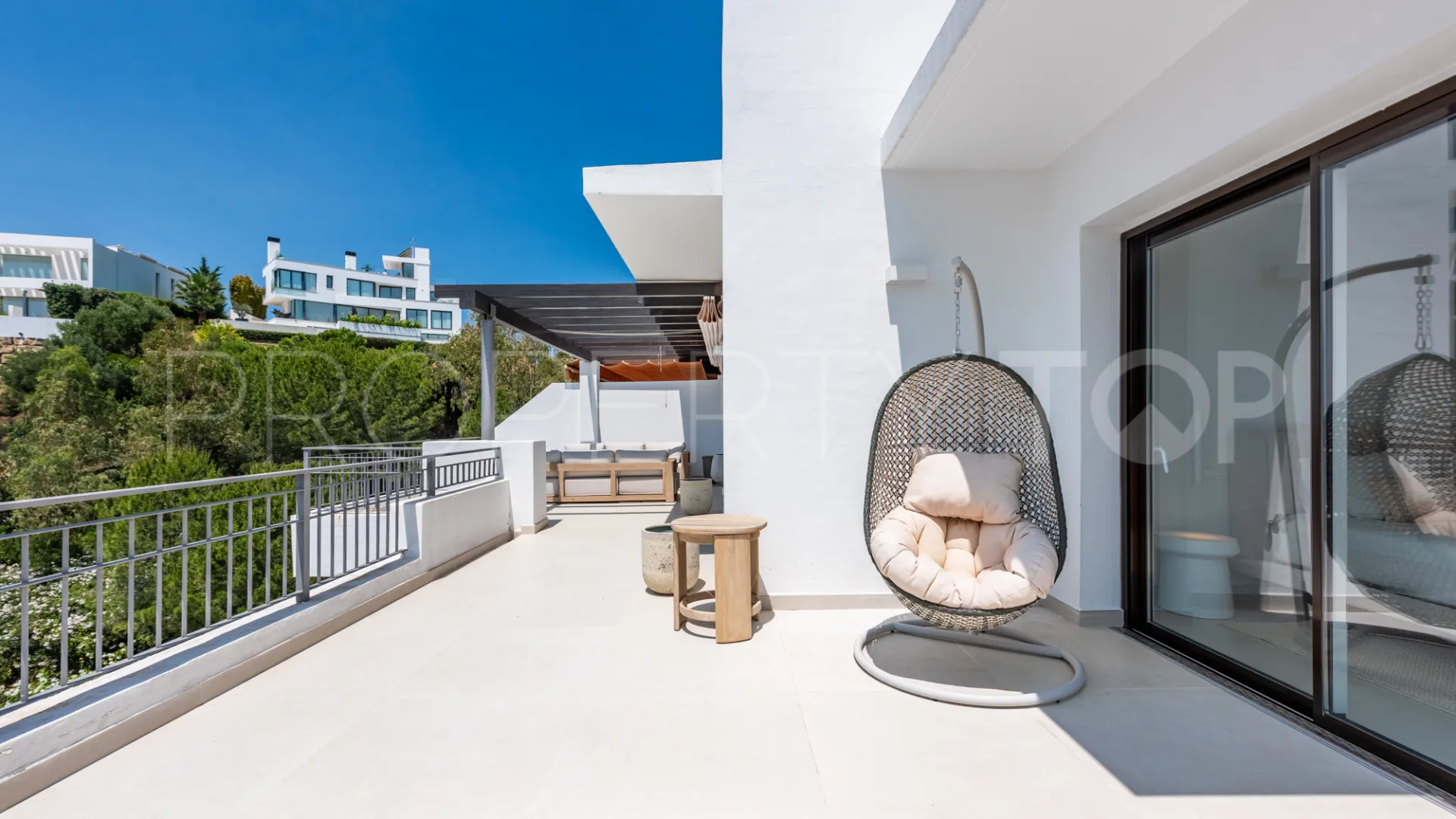 For sale duplex penthouse in La Quinta