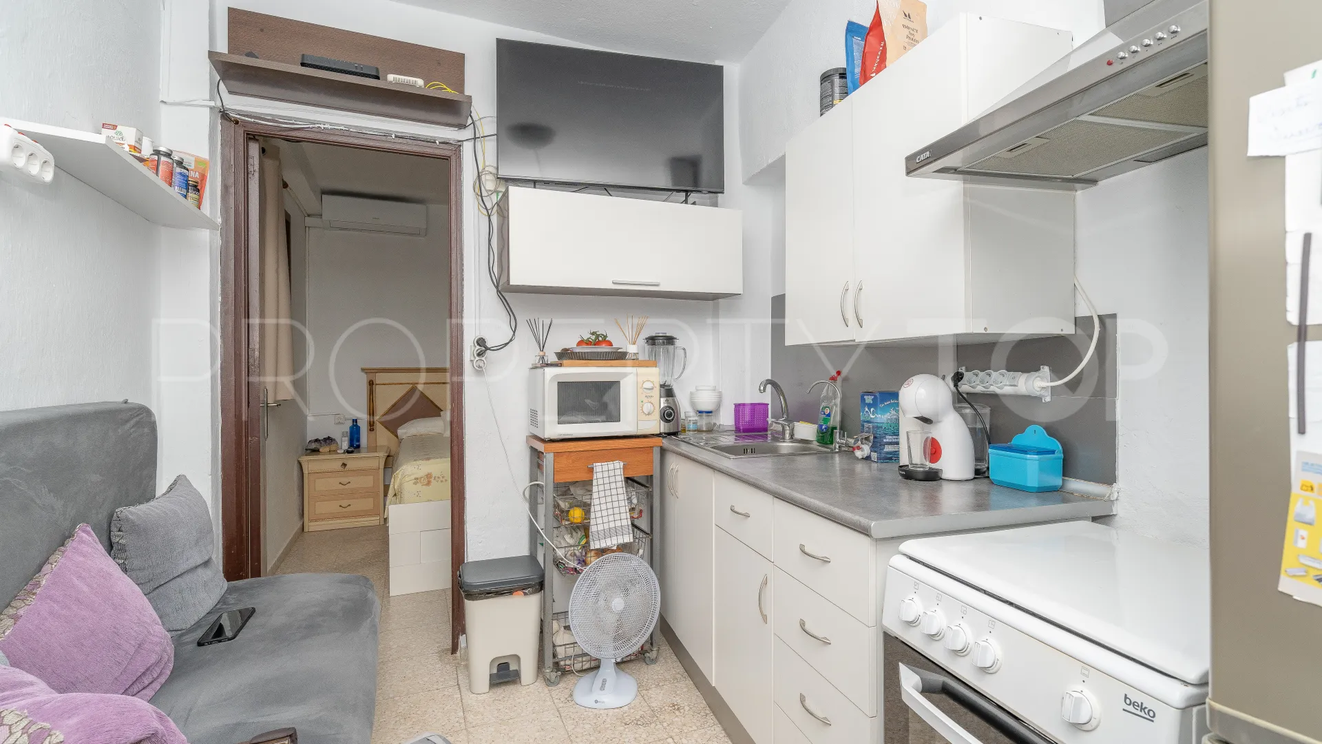 Adosado en venta de 6 dormitorios en Estepona Casco Antiguo