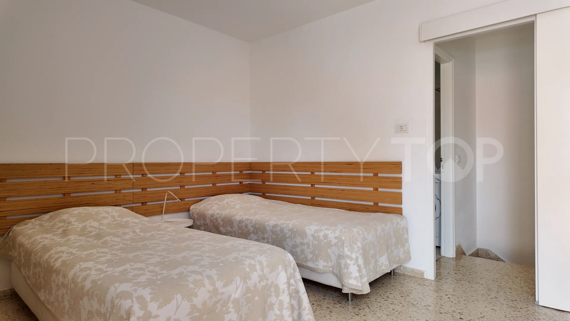 Playa de las Américas duplex for sale
