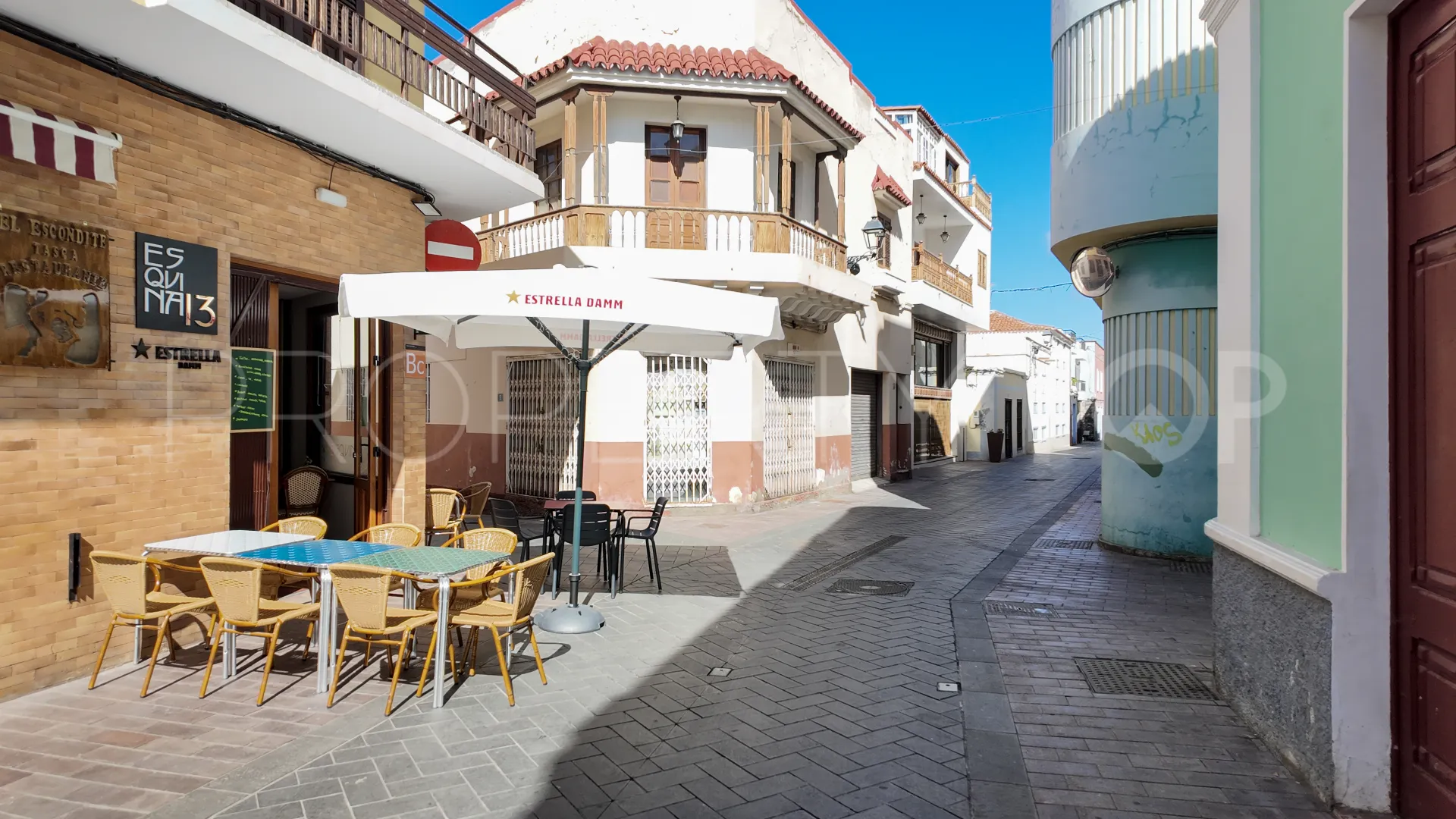 Guia de Isora, pareado con 5 dormitorios en venta