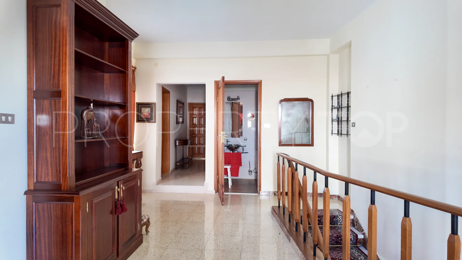 Guia de Isora, pareado con 5 dormitorios en venta