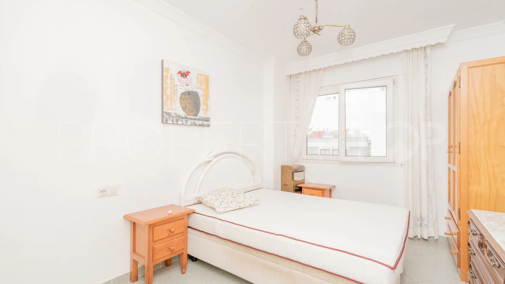 Buy Estepona Centre apartment