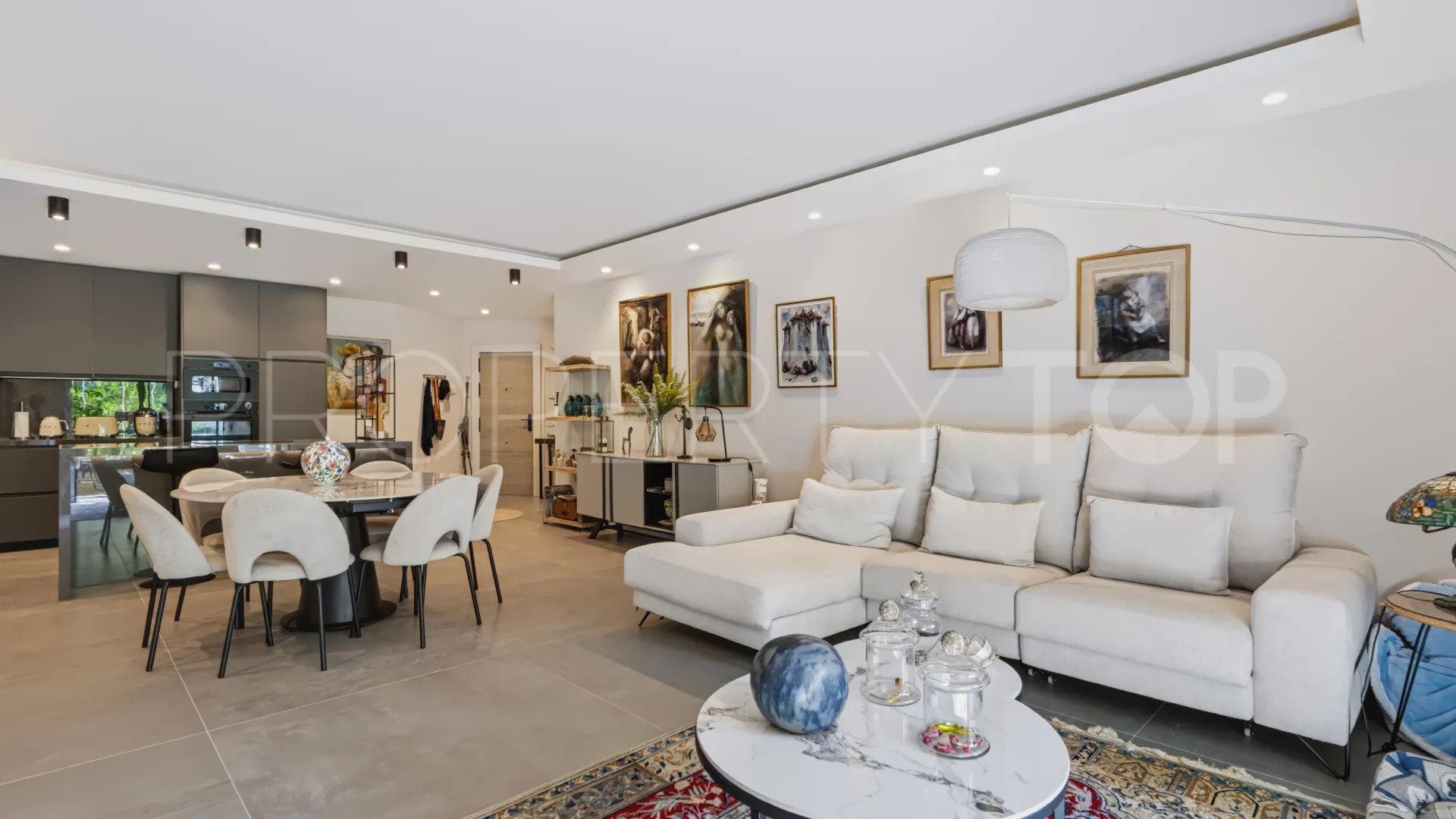 Apartamento a la venta en San Pedro de Alcantara