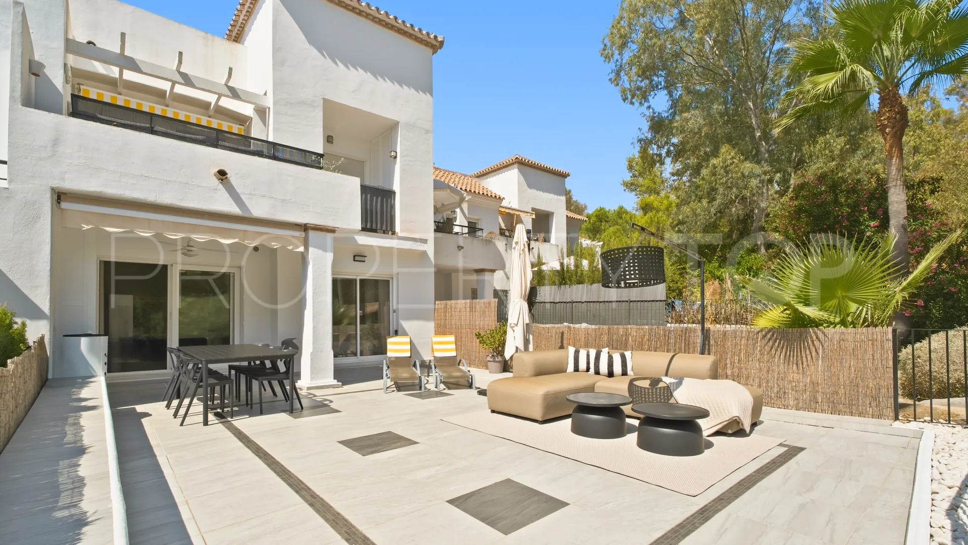 Apartamento planta baja en venta con 2 dormitorios en Señorio de Gonzaga