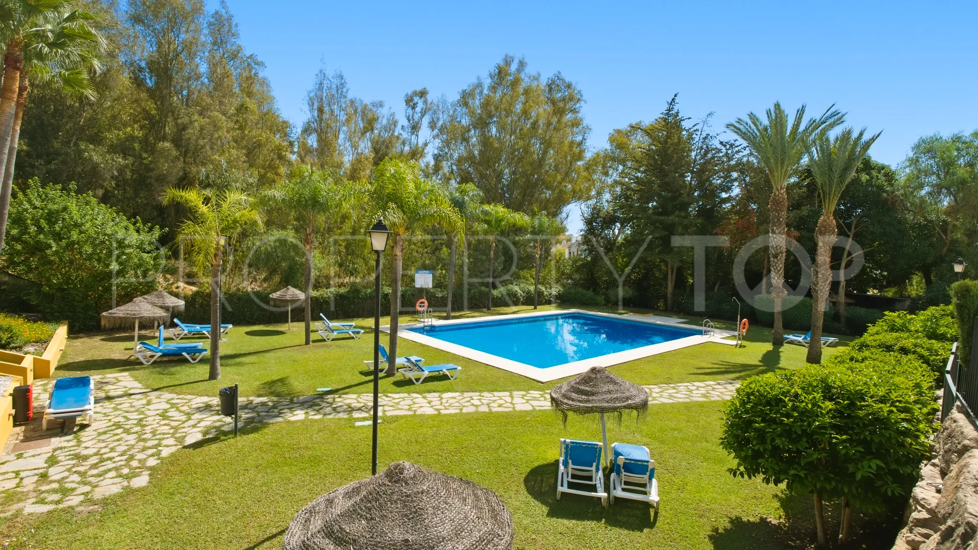 Apartamento planta baja en venta con 2 dormitorios en Señorio de Gonzaga