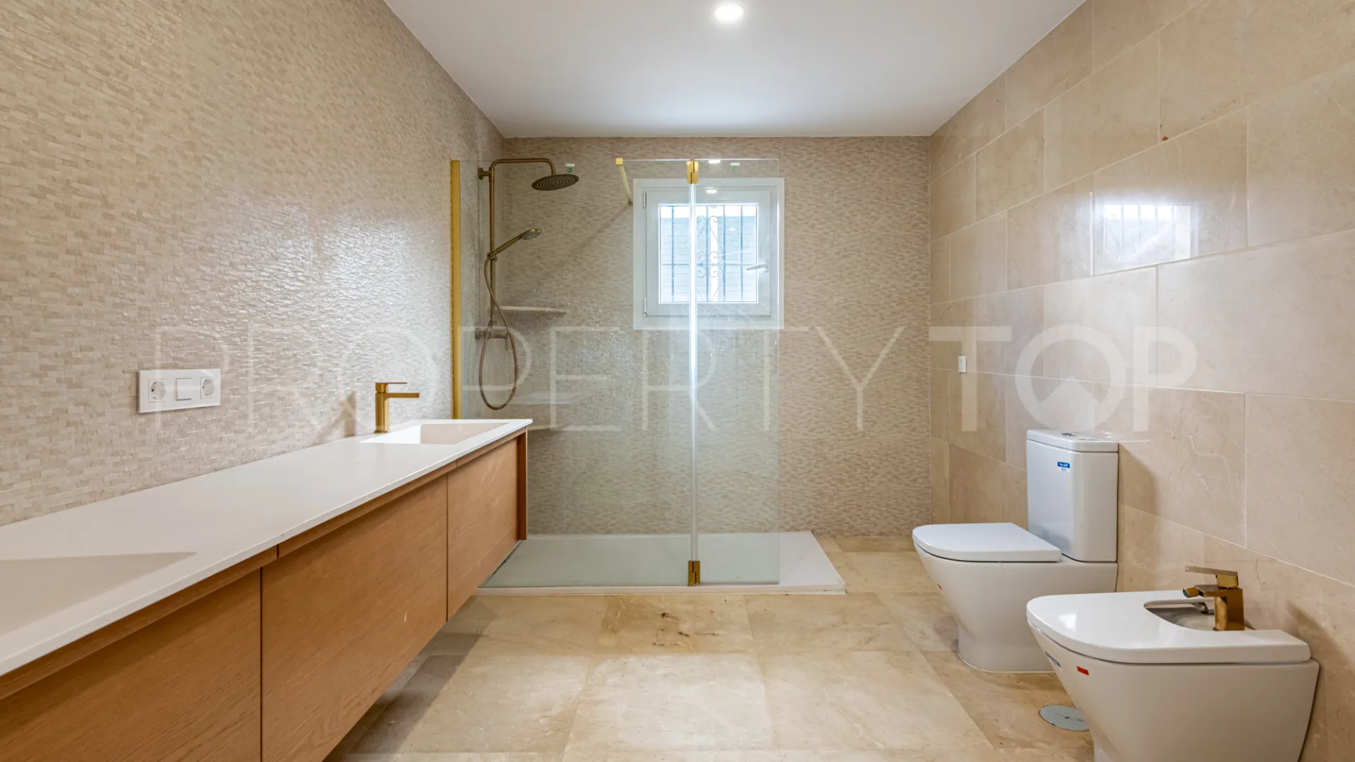 Comprar villa con 7 dormitorios en Mijas Costa