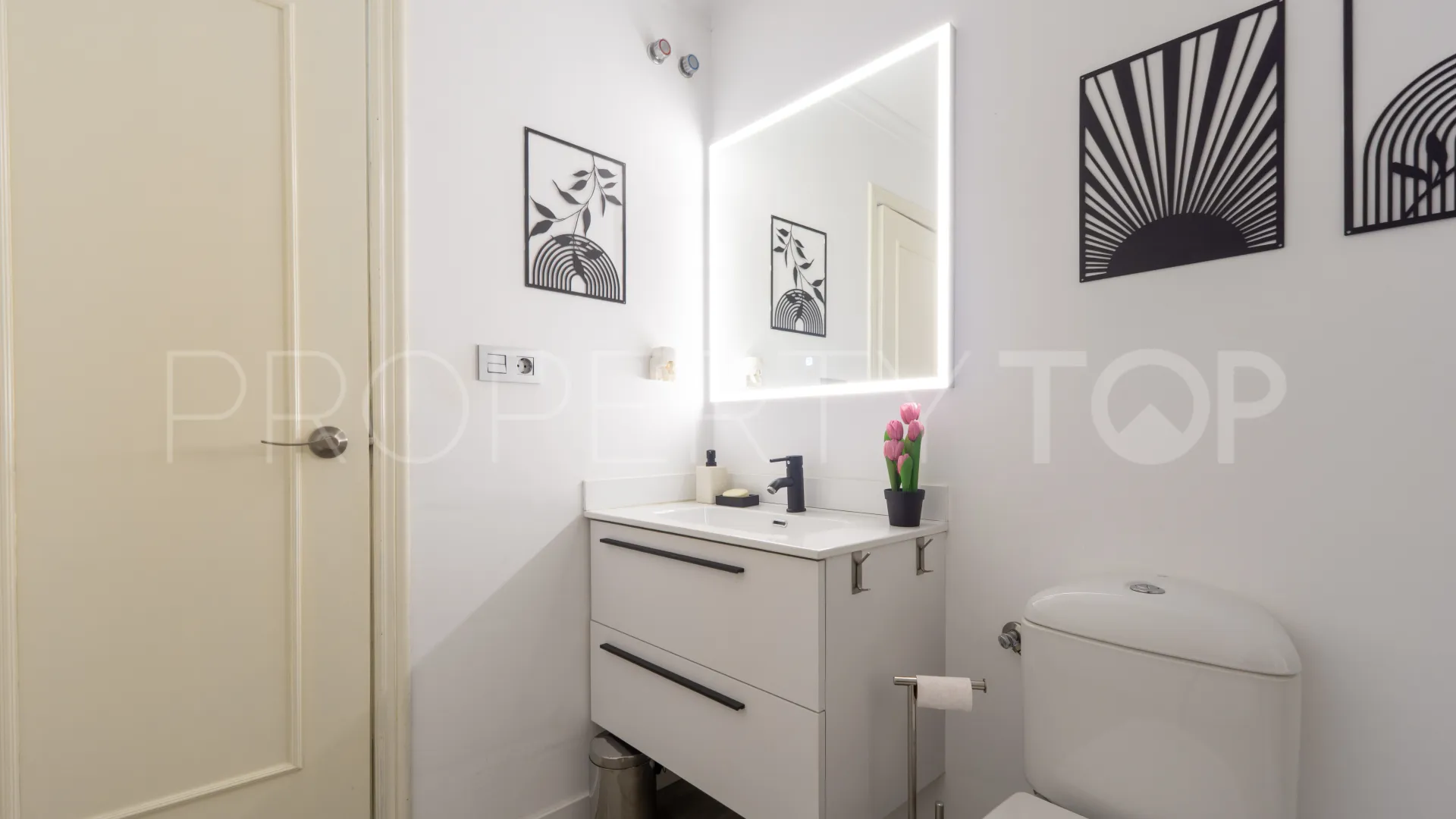 Apartment for sale in Torrevieja