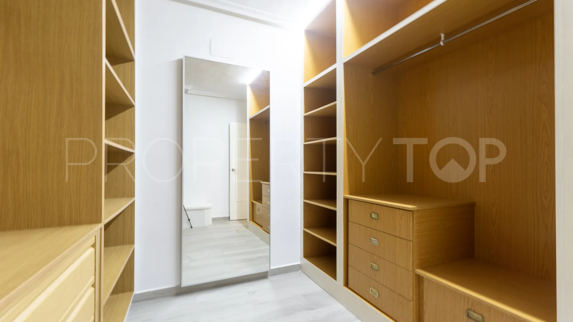 Apartment for sale in Torrevieja
