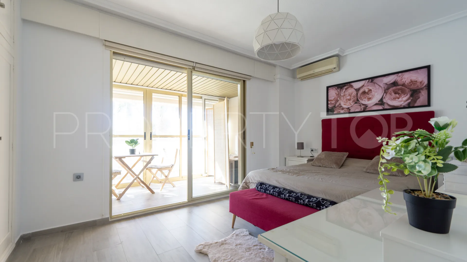 Apartment for sale in Torrevieja
