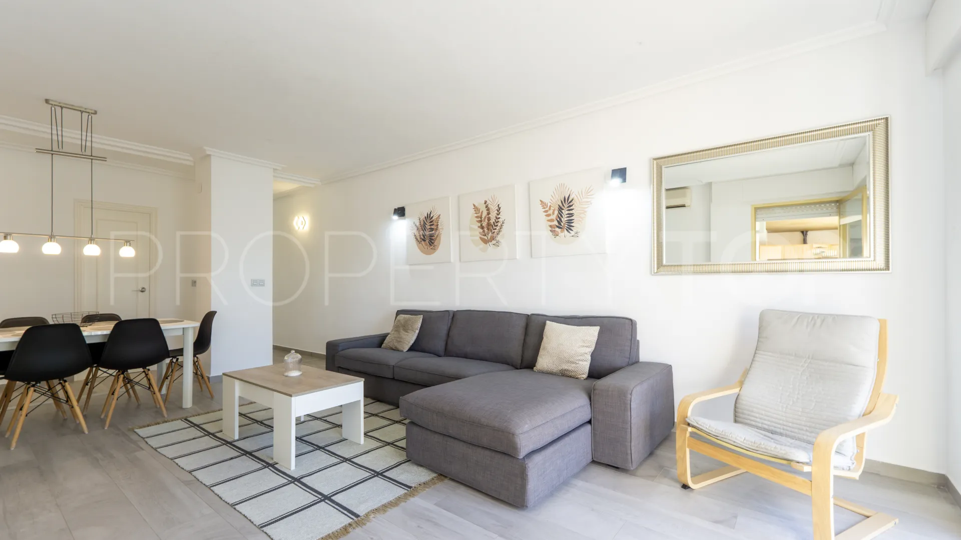 Apartment for sale in Torrevieja