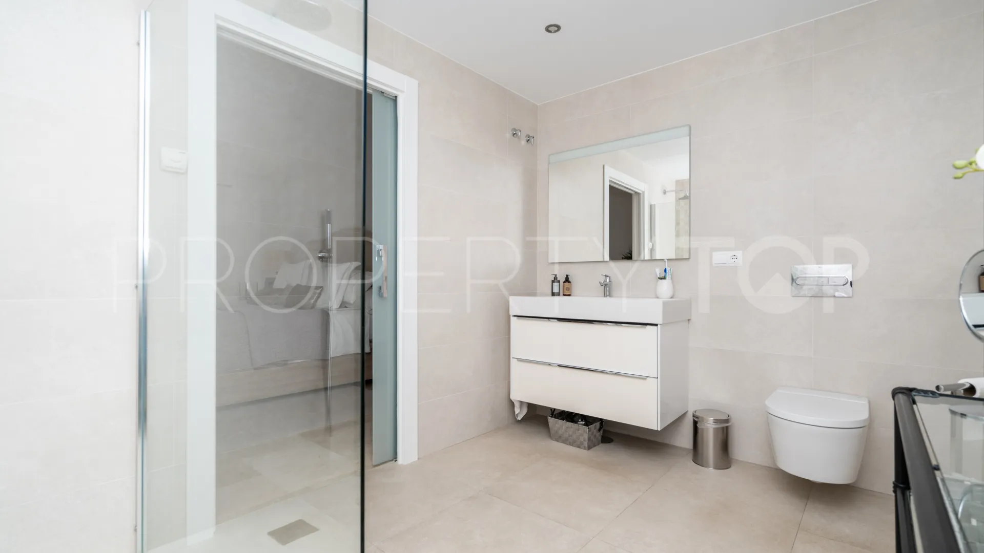 Ático a la venta en El Paraiso de 3 dormitorios