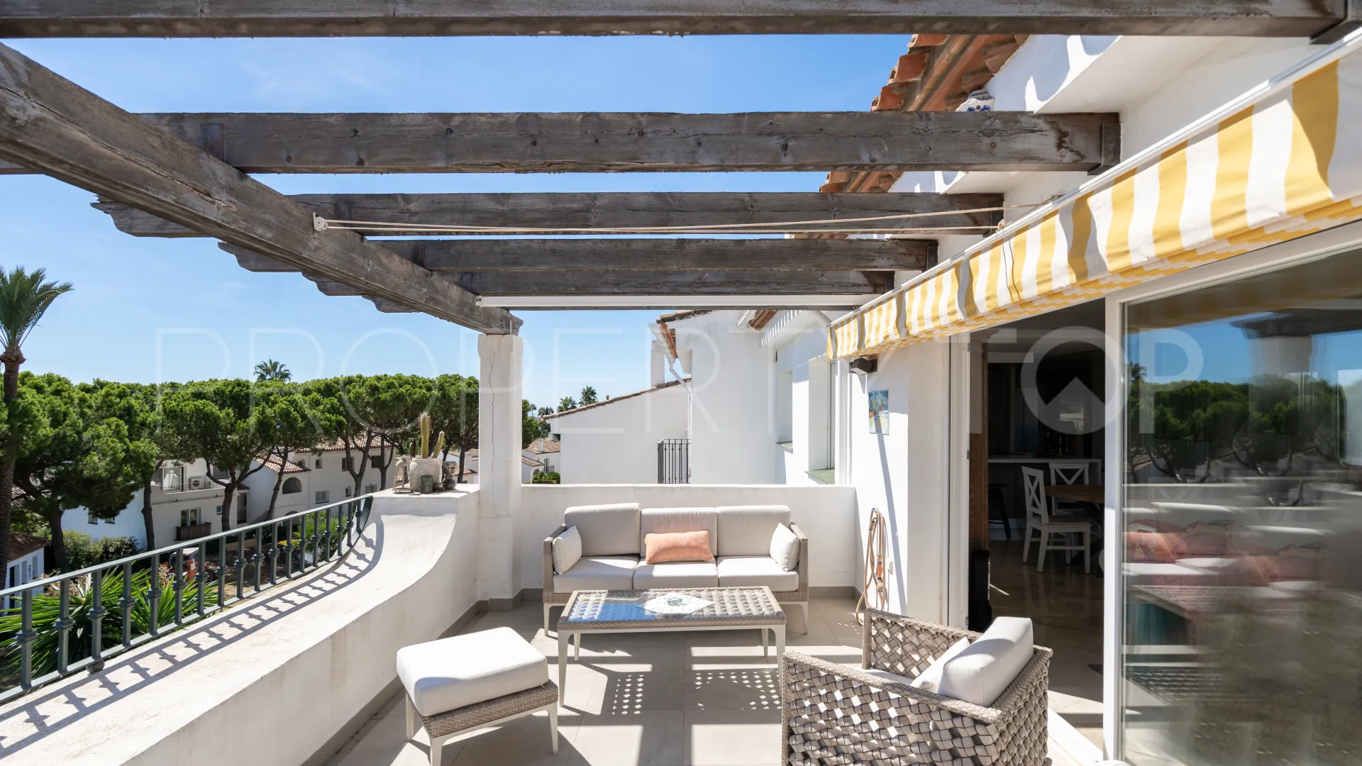 Ático a la venta en El Paraiso de 3 dormitorios