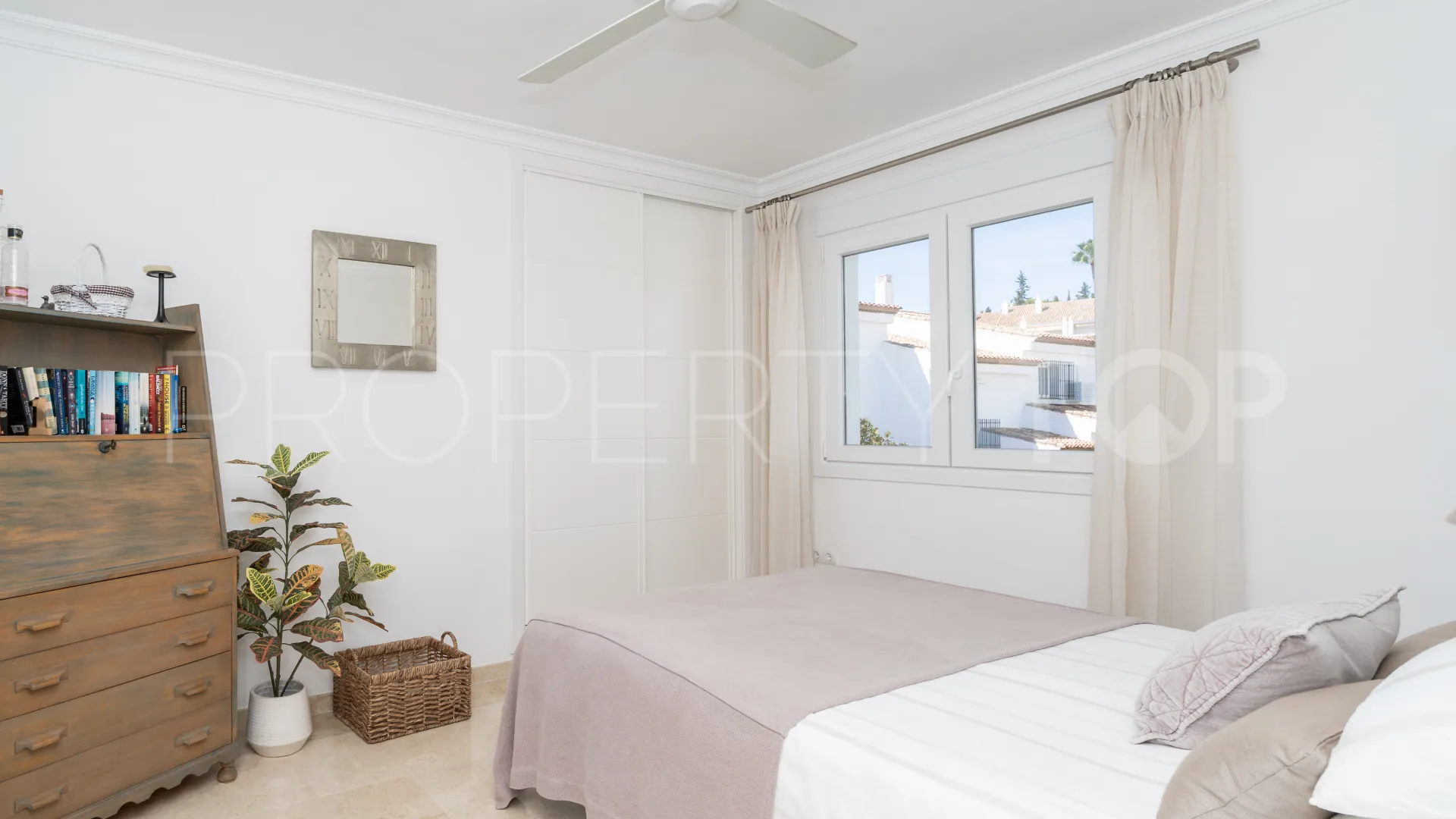 Ático a la venta en El Paraiso de 3 dormitorios