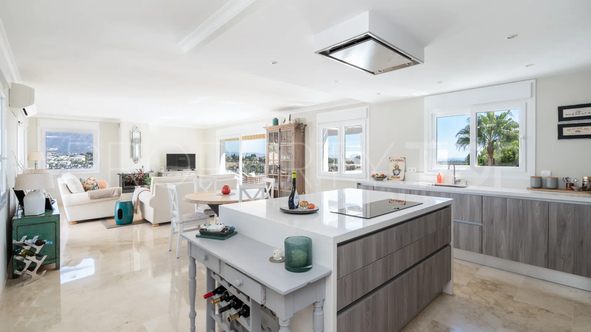 Ático a la venta en El Paraiso de 3 dormitorios