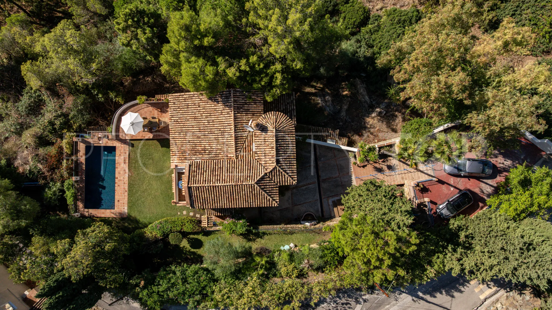 For sale villa in El Madroñal with 4 bedrooms
