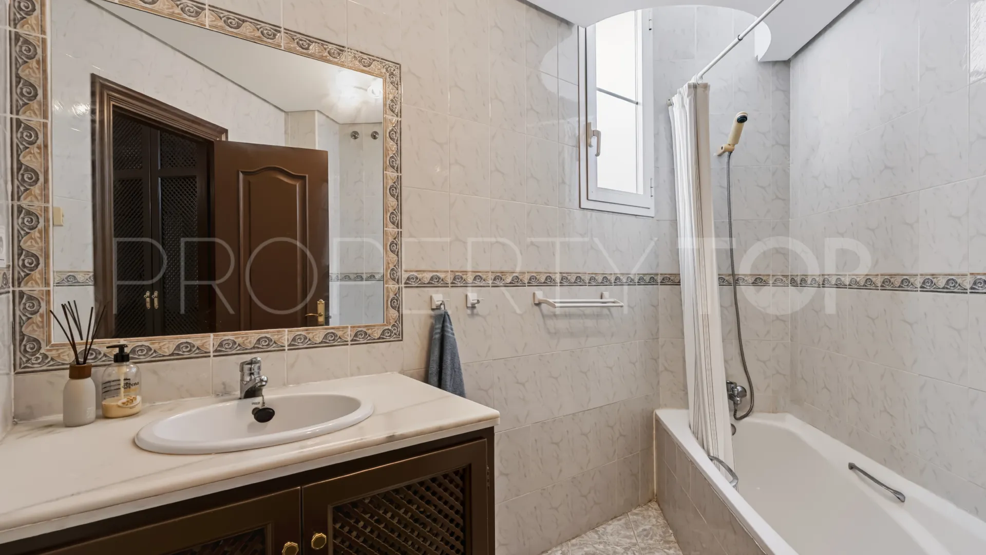 For sale ground floor duplex in Las Lolas