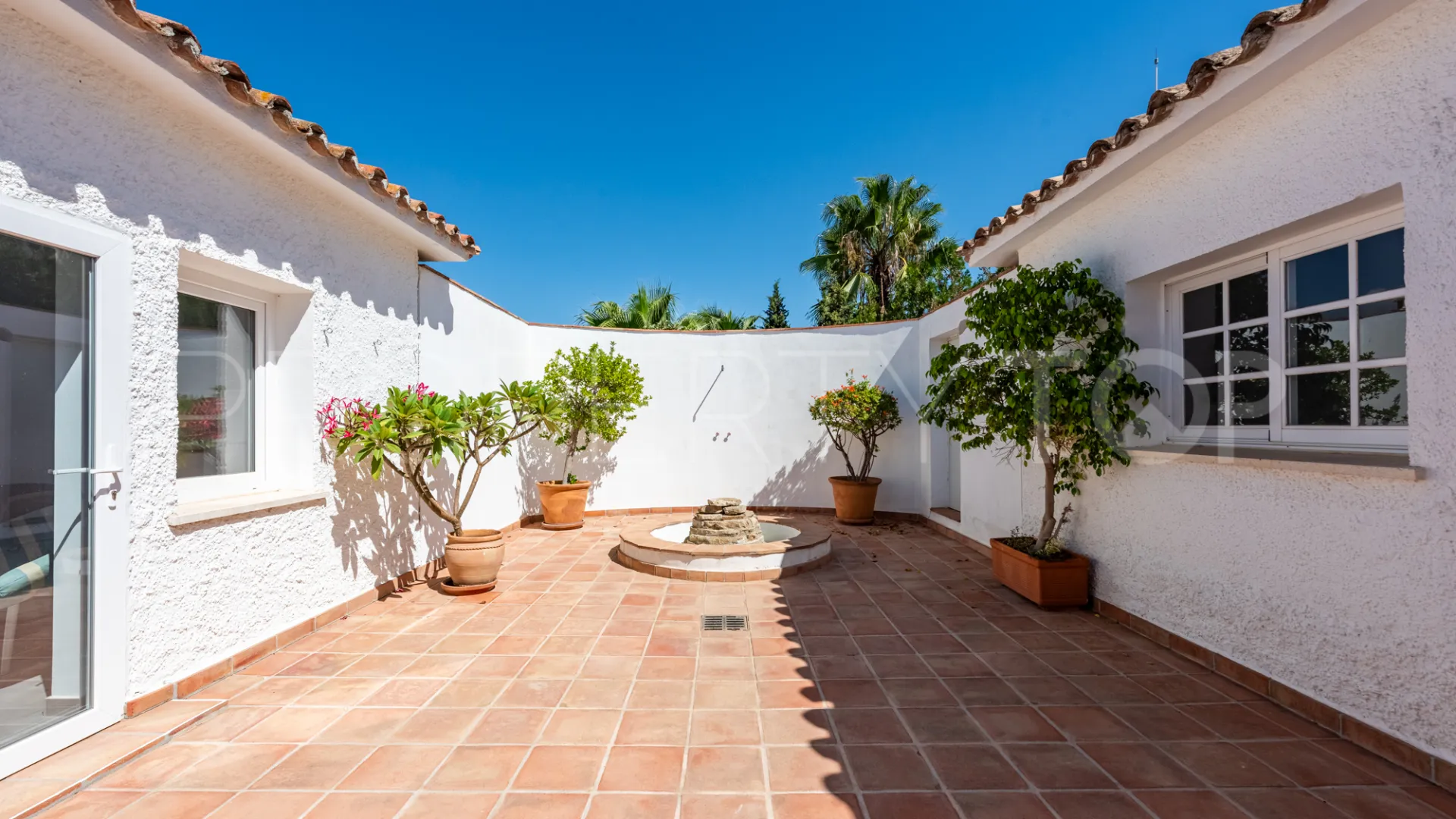 For sale Atalaya 4 bedrooms villa