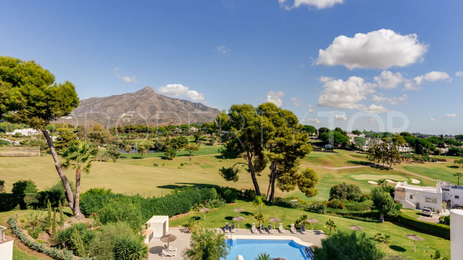 2 bedrooms penthouse in Azahara II for sale