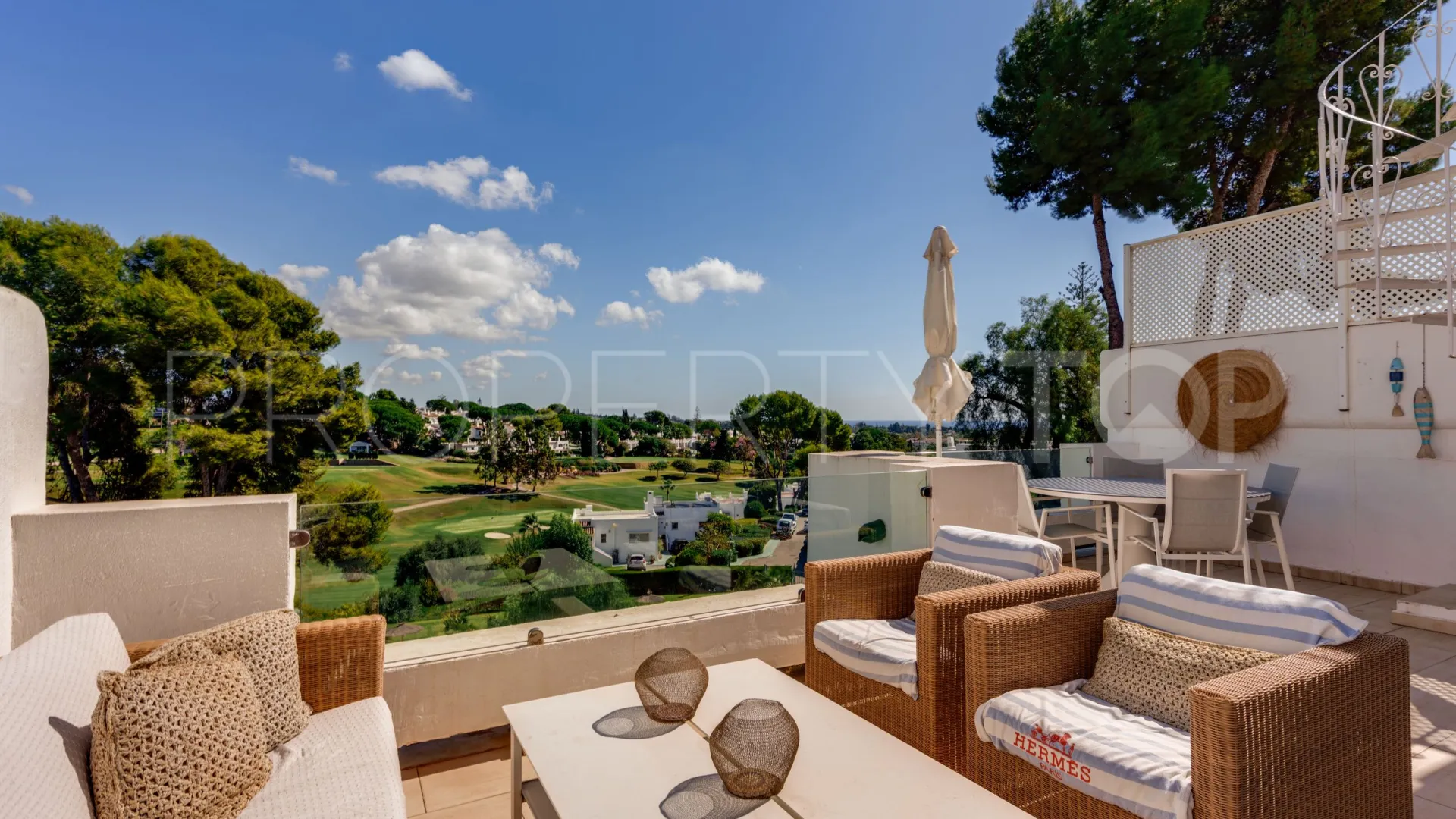 2 bedrooms penthouse in Azahara II for sale