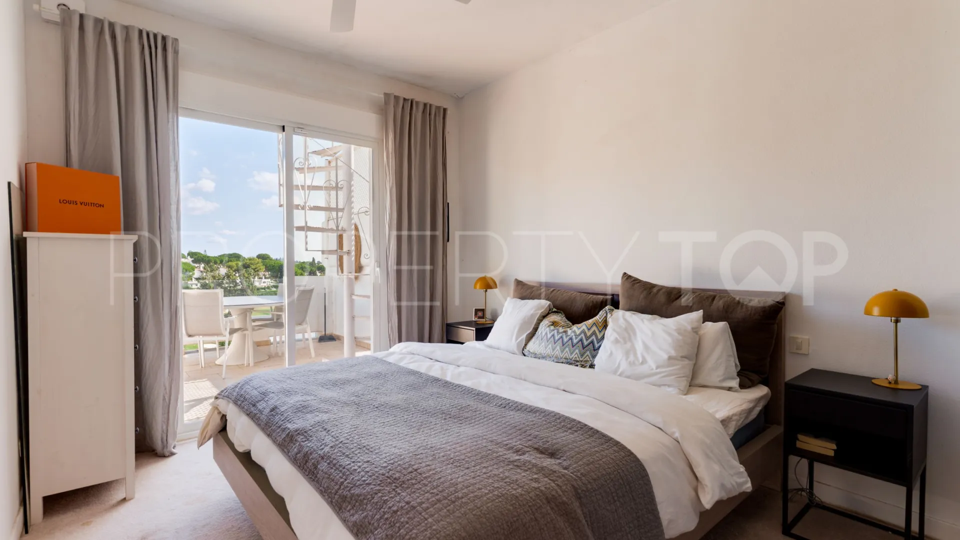 2 bedrooms penthouse in Azahara II for sale