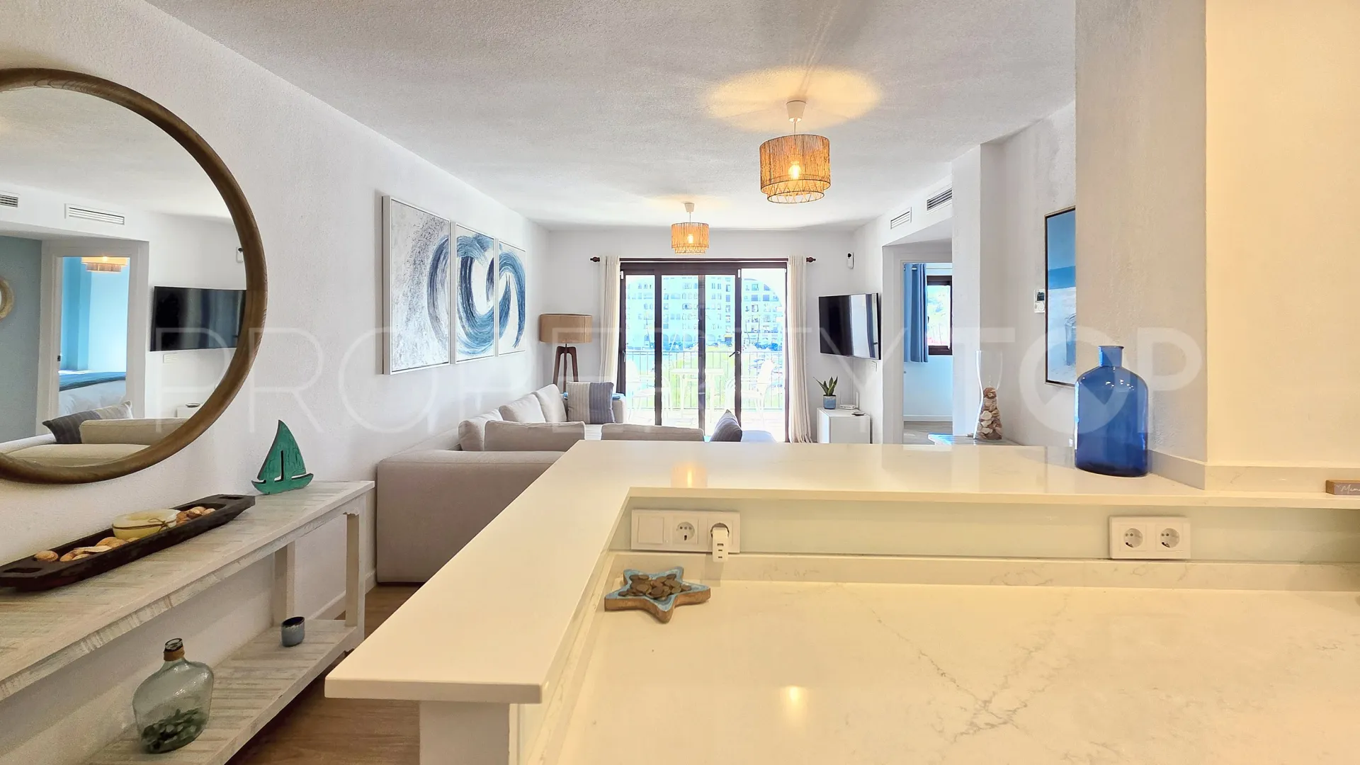Apartamento en venta en Puerto La Duquesa