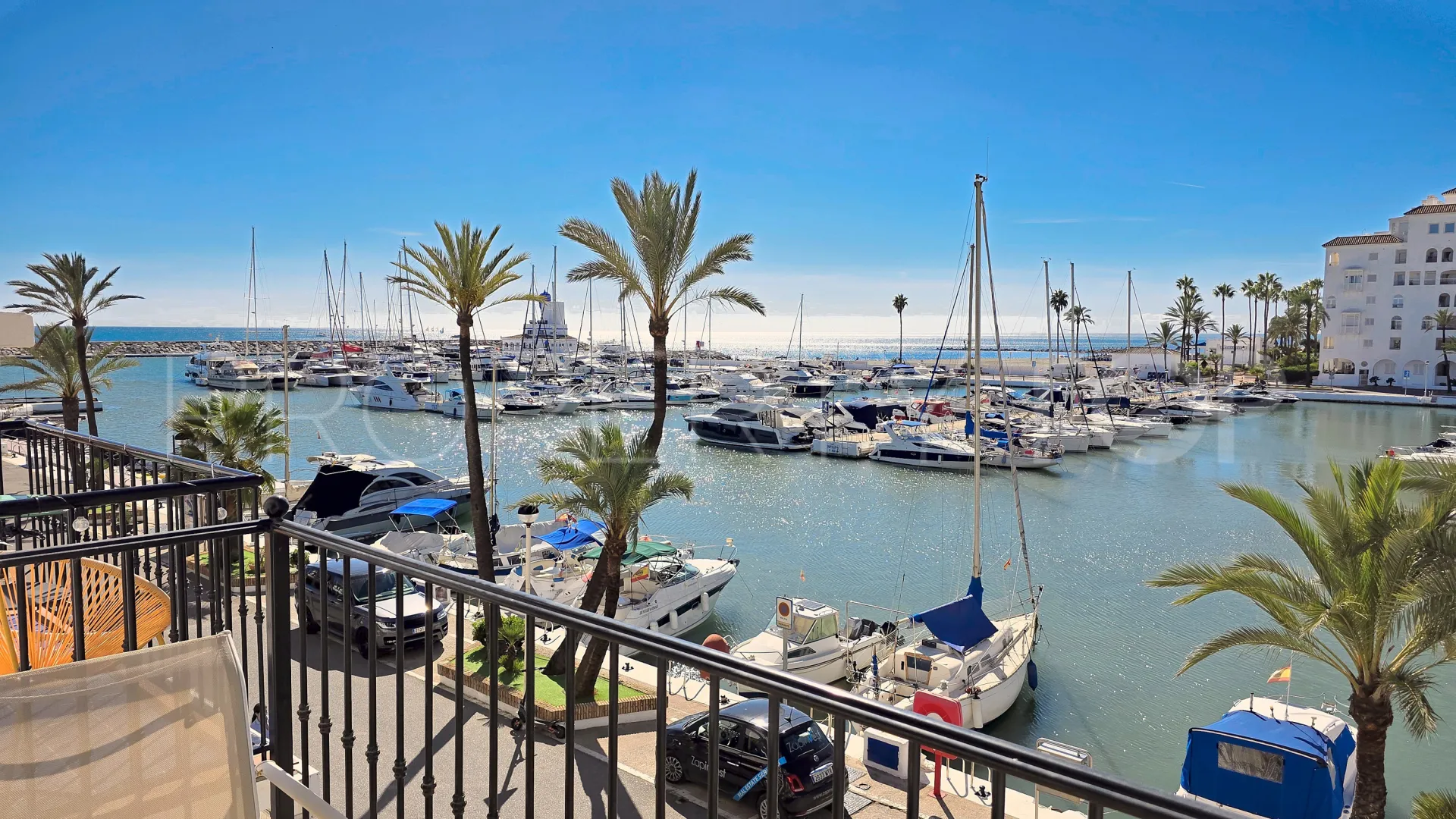 Apartamento en venta en Puerto La Duquesa