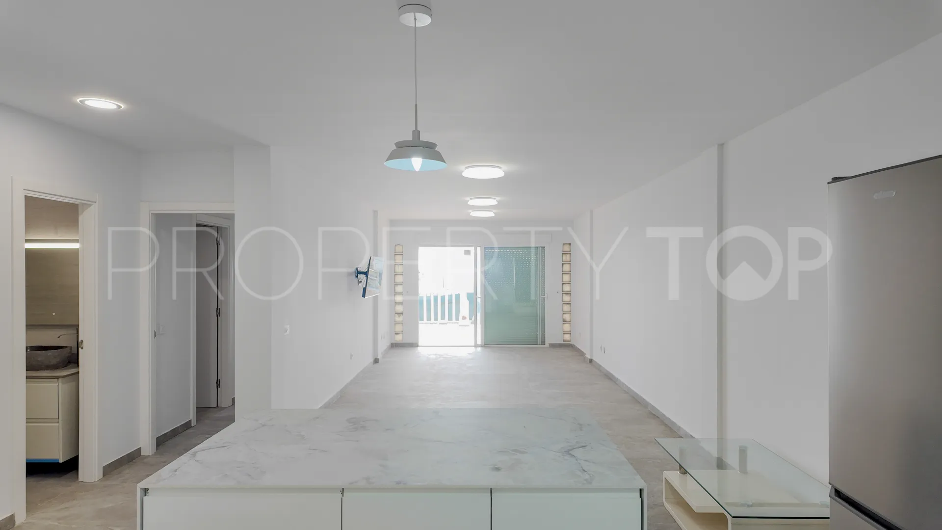 Apartamento planta baja en venta en Los Cristianos con 2 dormitorios
