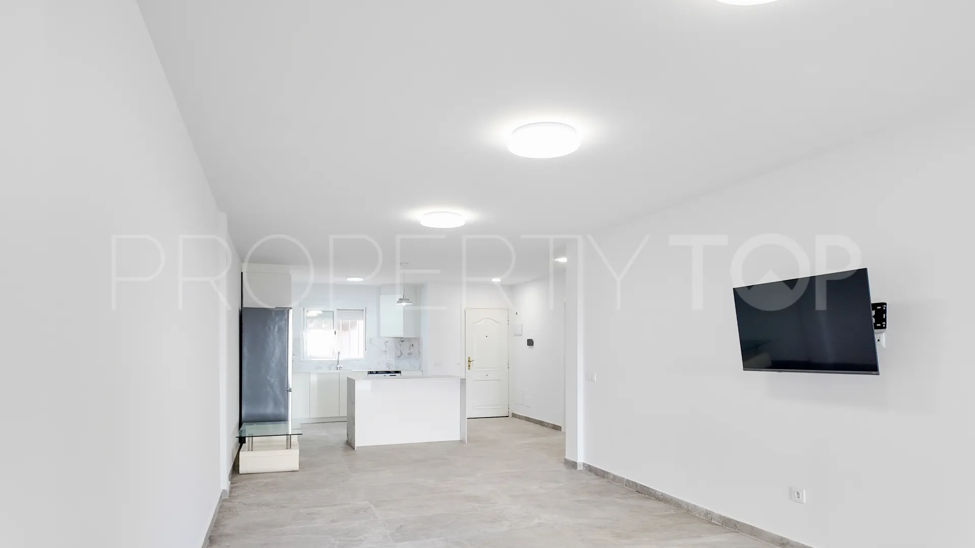 Apartamento planta baja en venta en Los Cristianos con 2 dormitorios