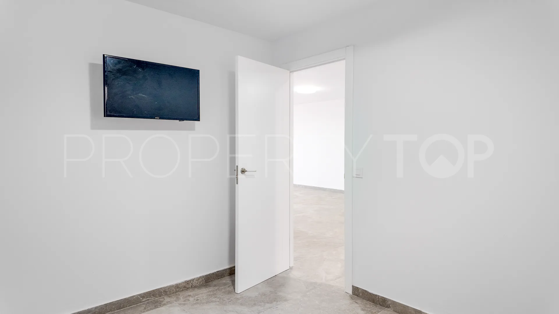 Apartamento planta baja en venta en Los Cristianos con 2 dormitorios