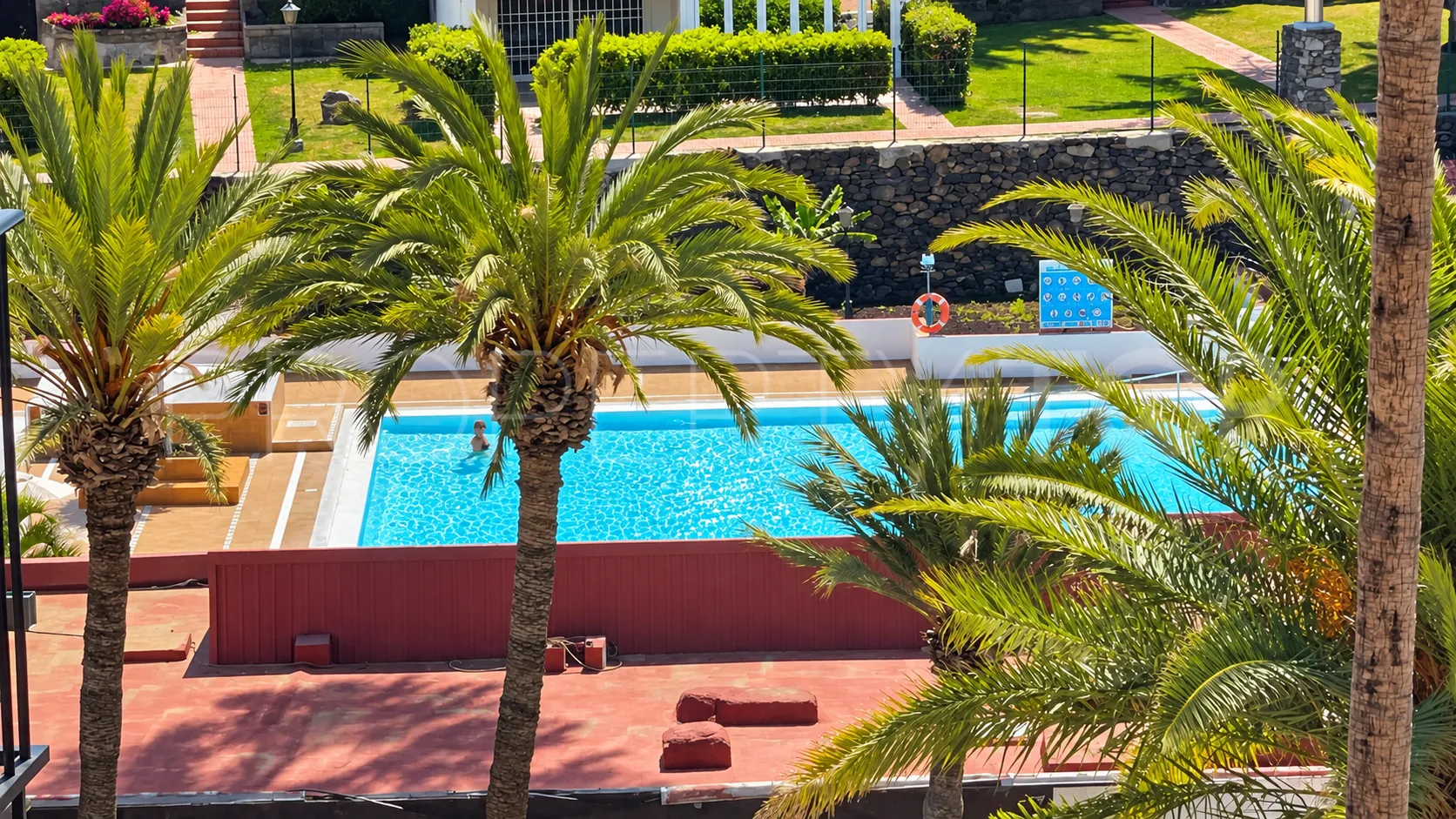 Apartamento en venta en Monte Rojo