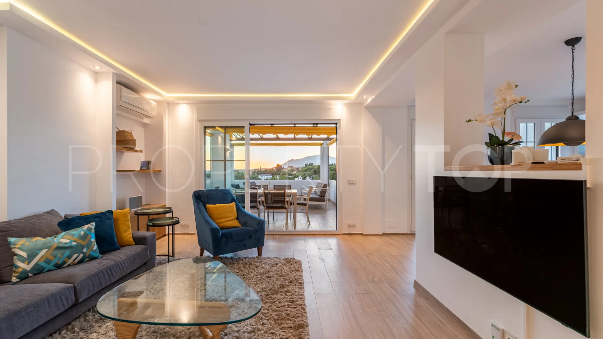 Aldea Blanca, apartamento a la venta con 3 dormitorios