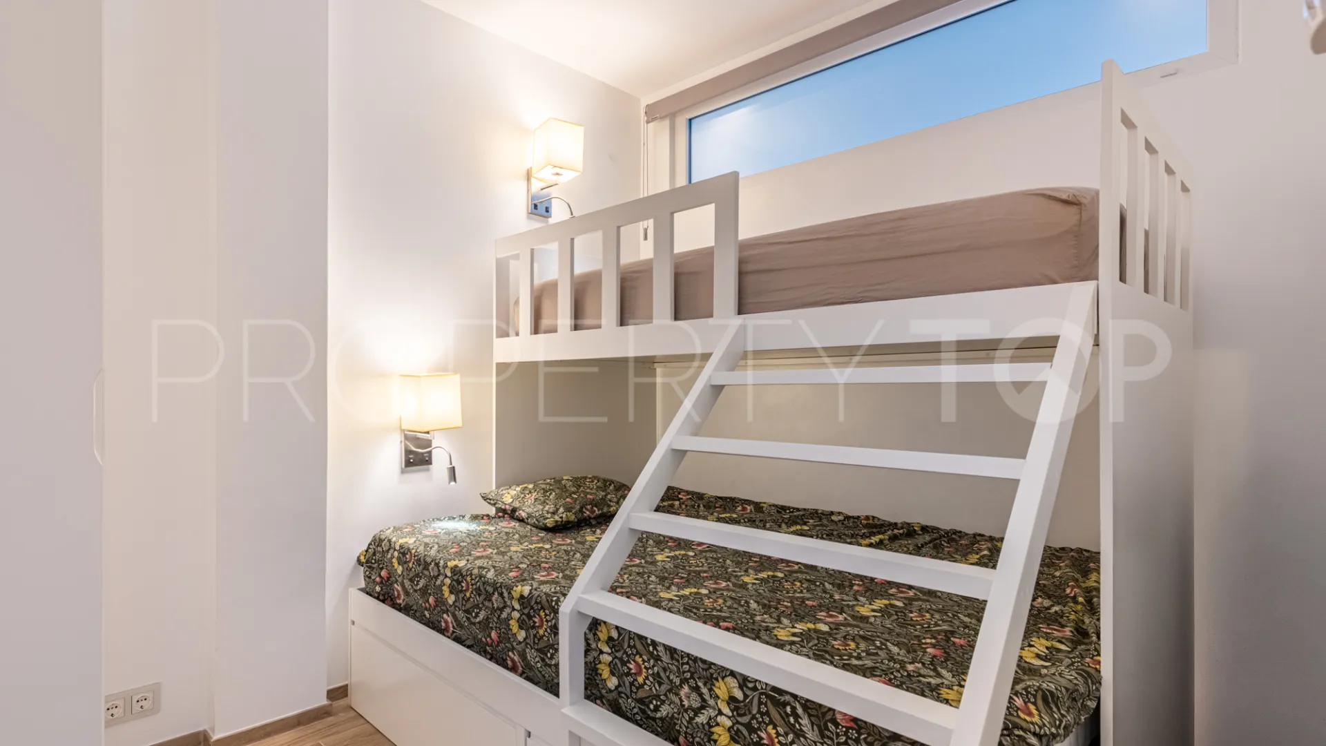 Aldea Blanca, apartamento a la venta con 3 dormitorios
