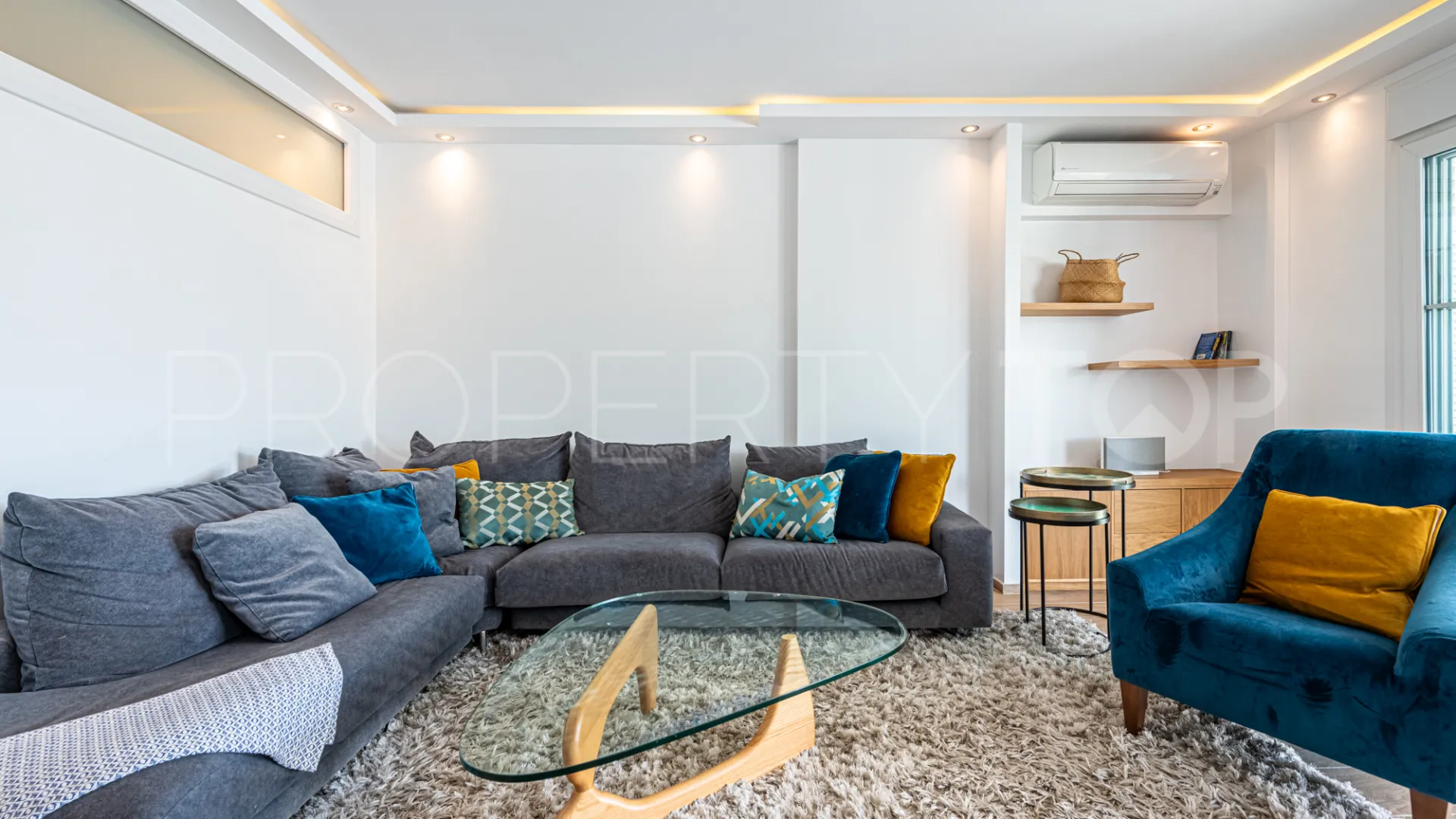 Aldea Blanca, apartamento a la venta con 3 dormitorios