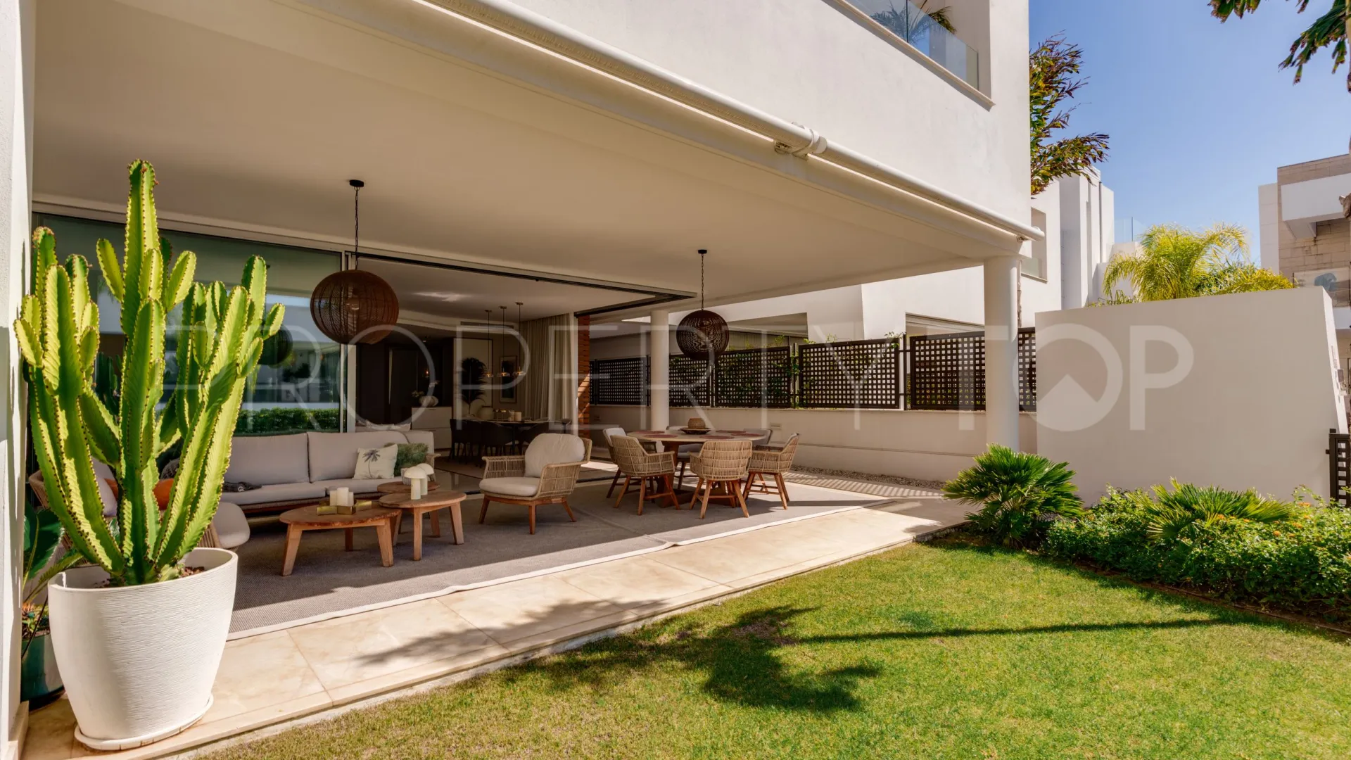 Comprar villa en Perlas del Mar