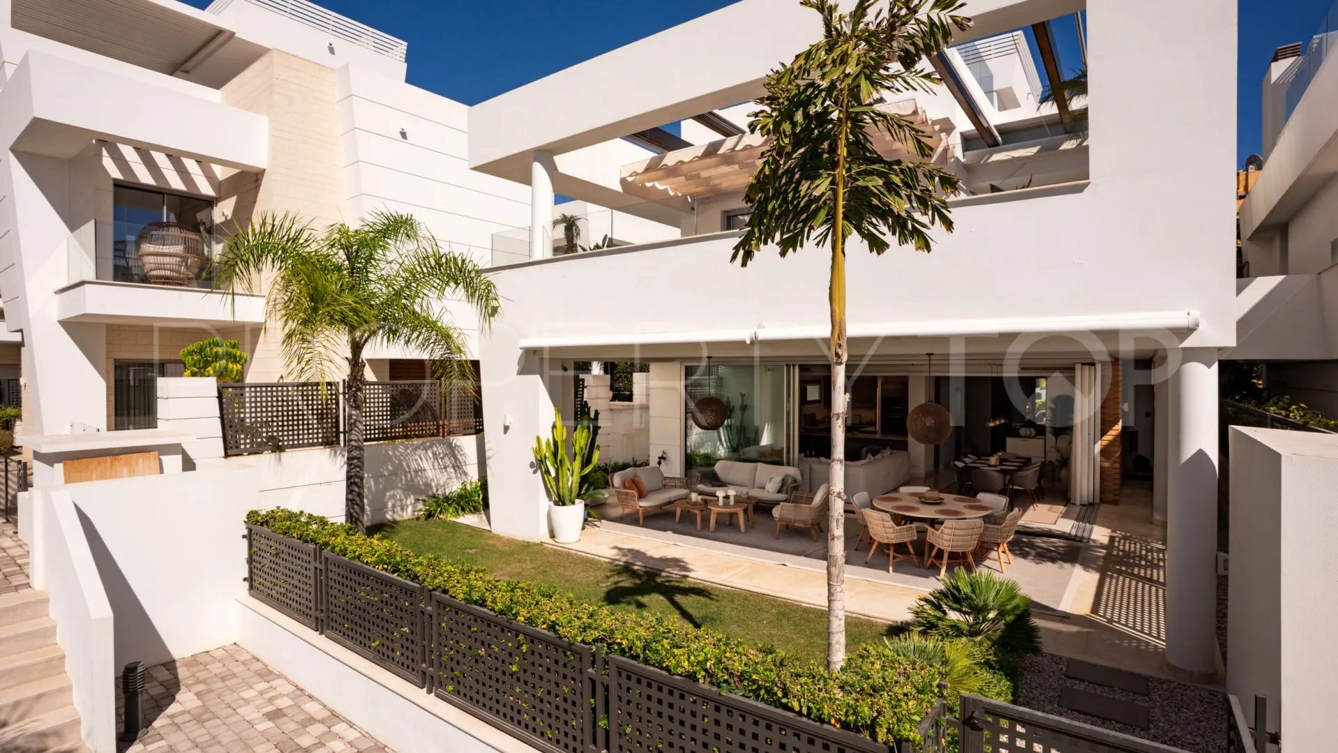 Comprar villa en Perlas del Mar